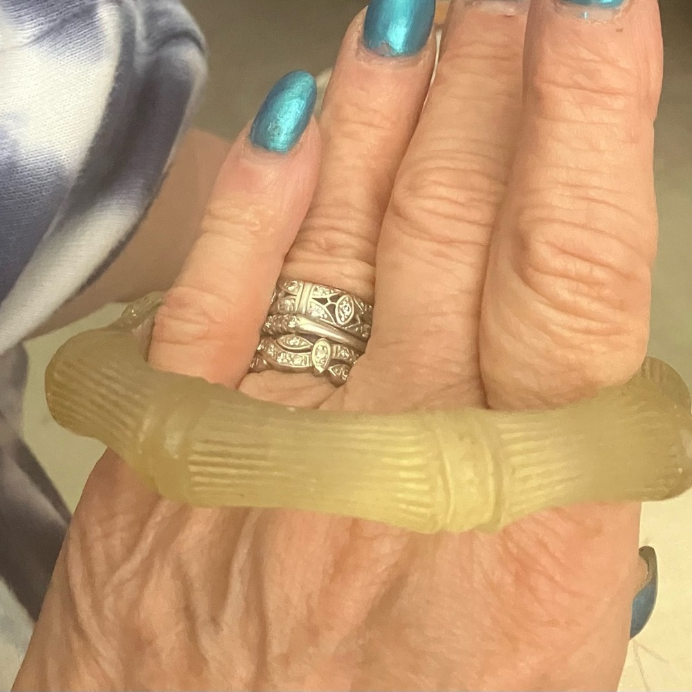 Bangle bracelet frosted vintage lucite bamboo shaped texture